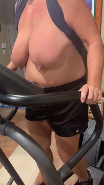 topless workout!!! [f55]