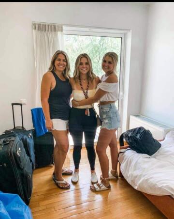 some more of these sexy girls