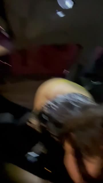 a little fun downtown! i wish his window tint wasn’t so dark…😘💦👀