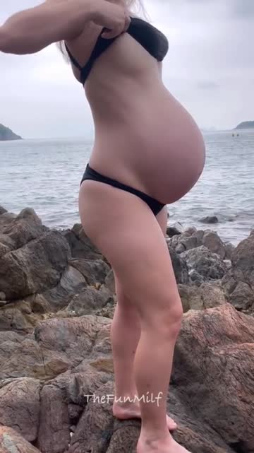 spotted- a fun milf at the beach