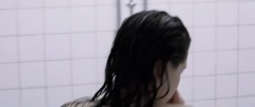 solène rigot showing her plots to the boys dressing room