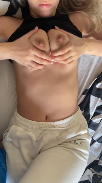 the urge to constantly spray milk it’s real after inducing😭🍼