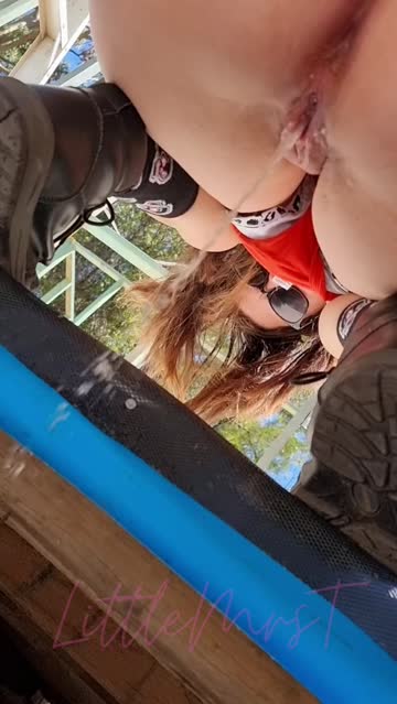 sneaky outdoor pee at construction site.