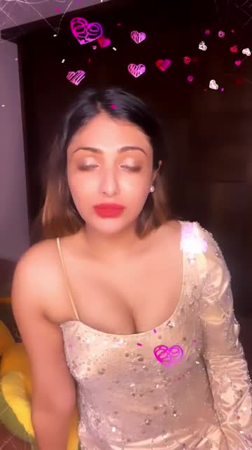 🔥🥰big update for khushi mukharjee lover😍🔥 khusi mukharjee show first ever big boobs nipples and pussy hole 😛 don't miss 😍 must watch 🔥🔥