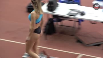 spanish sprinter warming up