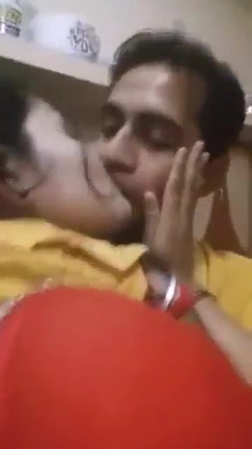 cute bhabhi 🥵 long drive trip fun 👙 4 minute clip 💦