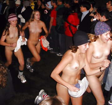 2013 nude college run