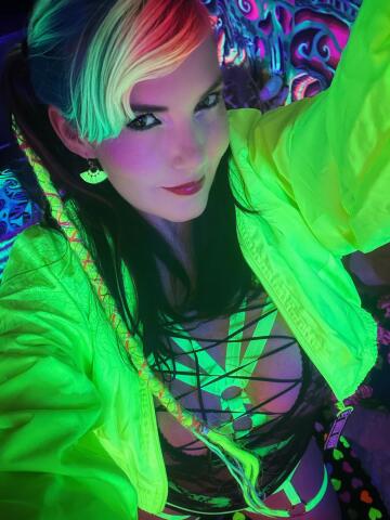 i’m a raver girl and a bit of a bad influence.. would you go to an underground party with me?