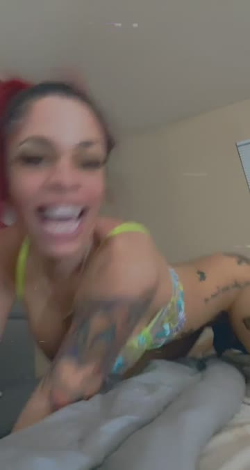shaking that shit