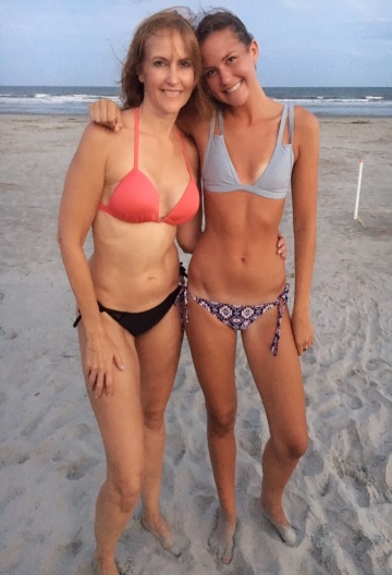 we need more mother's and daughters wearing bikinis.