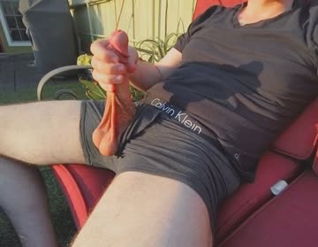 would anyone like to lend a hand (or two)?