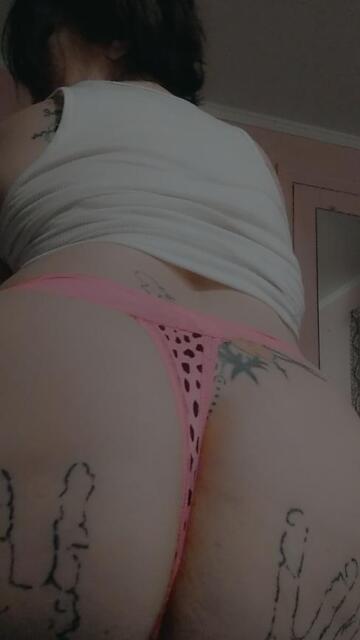 [selling] treat yourself to a pair of my yummy milf panties😛 base price $35 includes 24 hr wear, shipping within the us and set of pics🥵one free add on this month only! cashapp and kik:mistysplayhouse