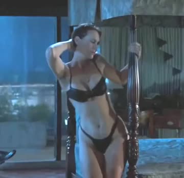 cjamie lee curtis ,underwear true lies