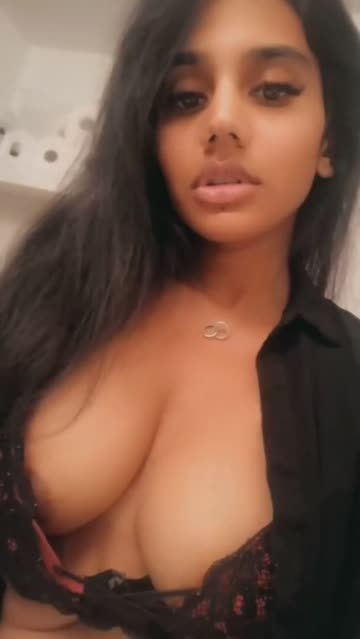 checkout high profile busty indian nri babe most demanded exclusive mega collection don't miss !! ( never seen before ) !! ( link in comments )