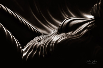 lights lines curves by kristian liebrand