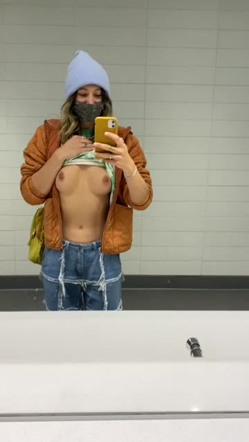 getting sneaky in the airport bathroom before my flight