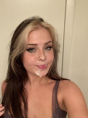 i love cum🥰 especially when it’s all over my face