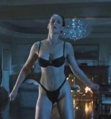 jamie lee curtis (true lies)