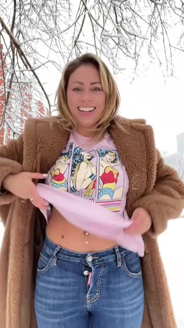 still fuckable with tan lines ?