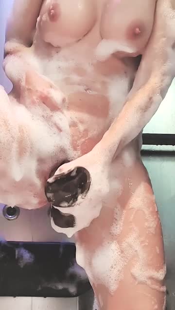 love having orgasms in the shower