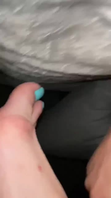 i feed him his foot fetish as long as he feeds me cum