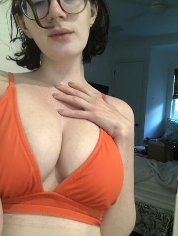 plenty of cleavage to go around