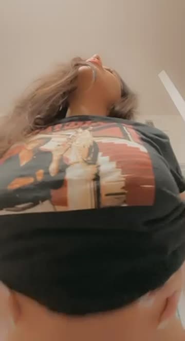 do you like natural squishy ddd’s on a 5’1 frame?