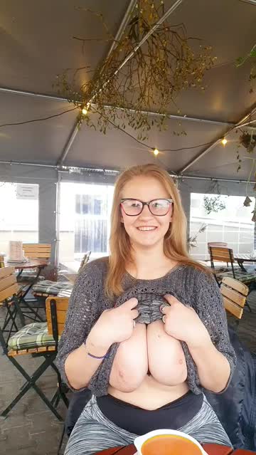 if not the people, then the waitress... and how can you normally show your boobs in a restaurant under such conditions?