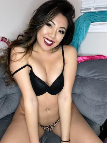 i like those whom have an asian fetish.