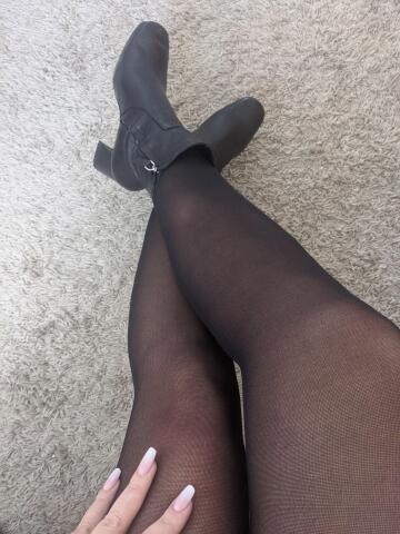 winter means boots and pantyhose