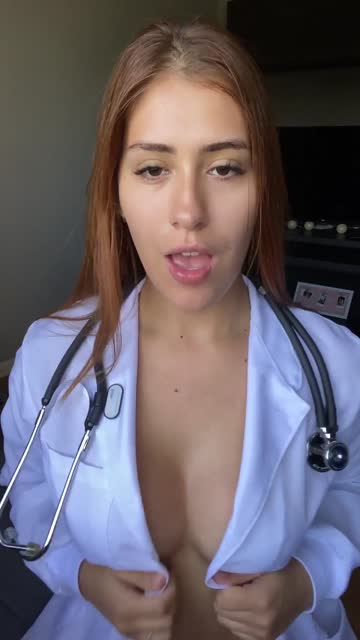 that's how a doctor do a drop ;)