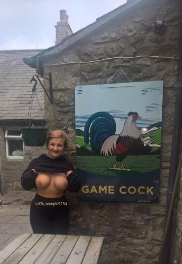 flashing in the beer garden i'm always game for cock haha 🍆🍆🤩🤩 39f uk cougar