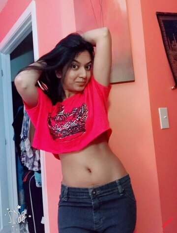 😍 slim indian teen girl getting naked and sending pics to boyfriend😍 link in comments 😍