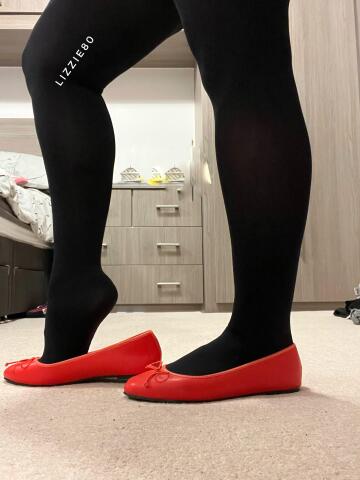 i just love these red flats