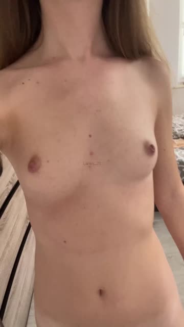 my body doesn't usually get much attention on nsfw subs, but i guess you guys appreciate it here :)