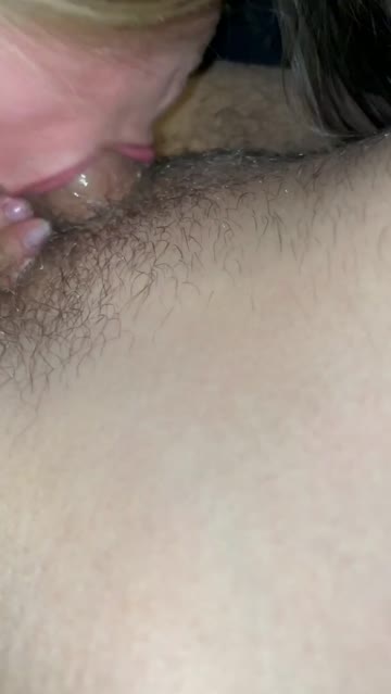 getting filled on the late night 🥛