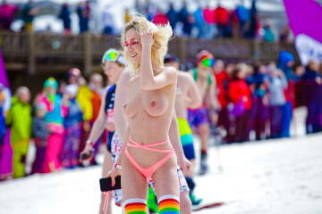 skiing topless