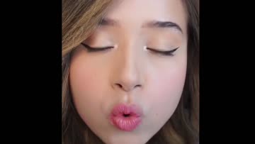 poki's cute pink lips went perfectly with this hypno, don't you agree?