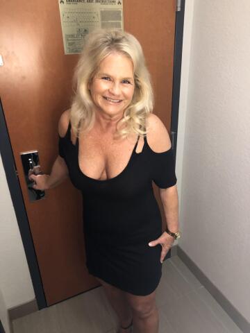 63 year old hotwife and gilf! working hard at being as hot as possible at my age!