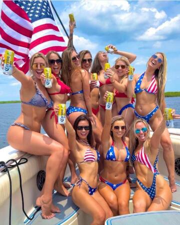 how can i get on that boat? i'll bring more coronas! 🇺🇲