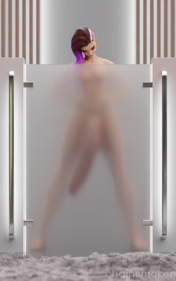 look, it's sombra! wait a minute... (chainsmoker)