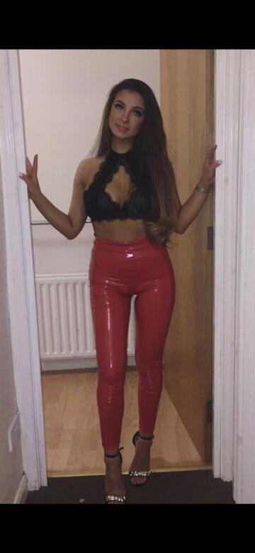 tight red pants