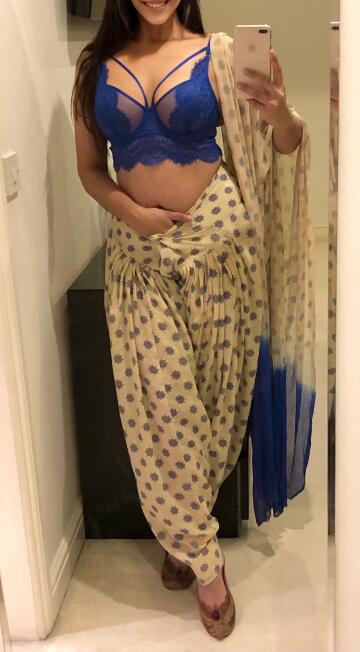 sometimes a girl just wants to wear something traditional...💋 british punjabi indian