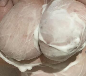 merry christmas everyone!🎄 🤶🏼