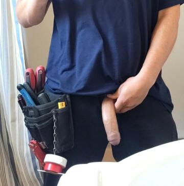 any horny housewives need help around the house😈 [m]