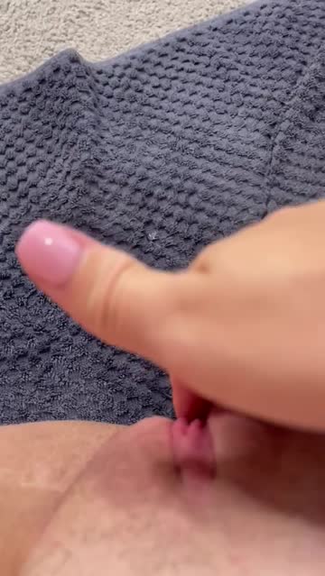 sticky fingers 💦