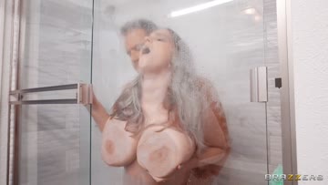 codi vore gets fucked in the shower