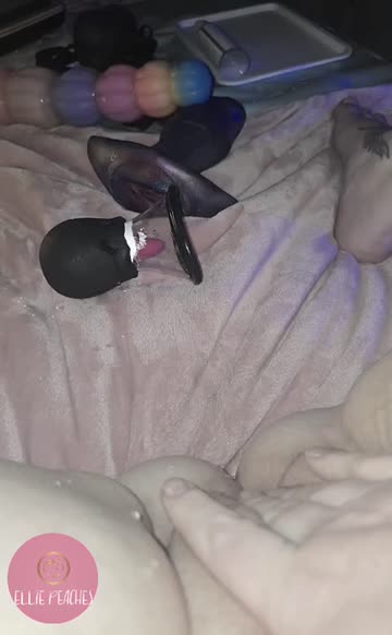 wet pussy onlyfans masturbating milf hot video