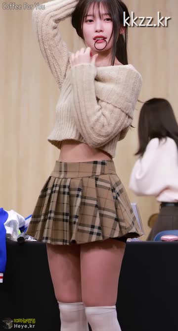 korean schoolgirl asian skirt legs kpop 