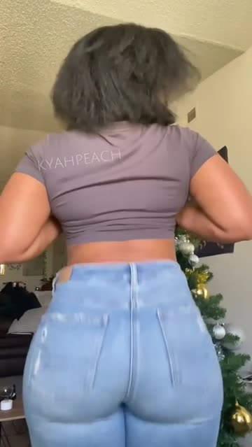 onlyfans big ass booty jeans ebony clothed nsfw video